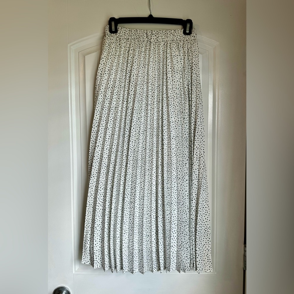 NWOT a new day Pleated A-line Midi Skirt Sz XS